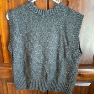 Mod Ref Charcoal Knit Sleeveless Top